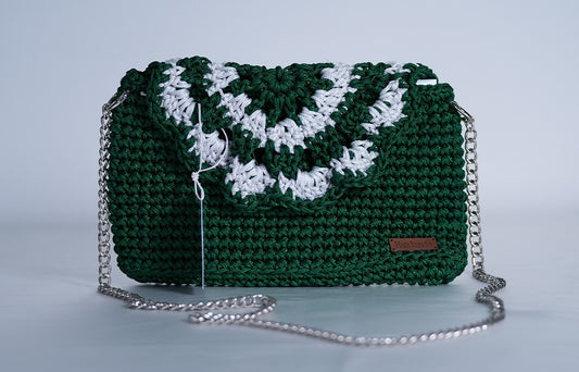 Handmade women's handbag (25x18cm)